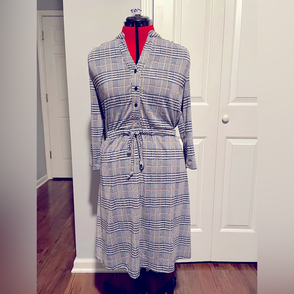 **Bundle** Ann Taylor Sweater & Matching Dress